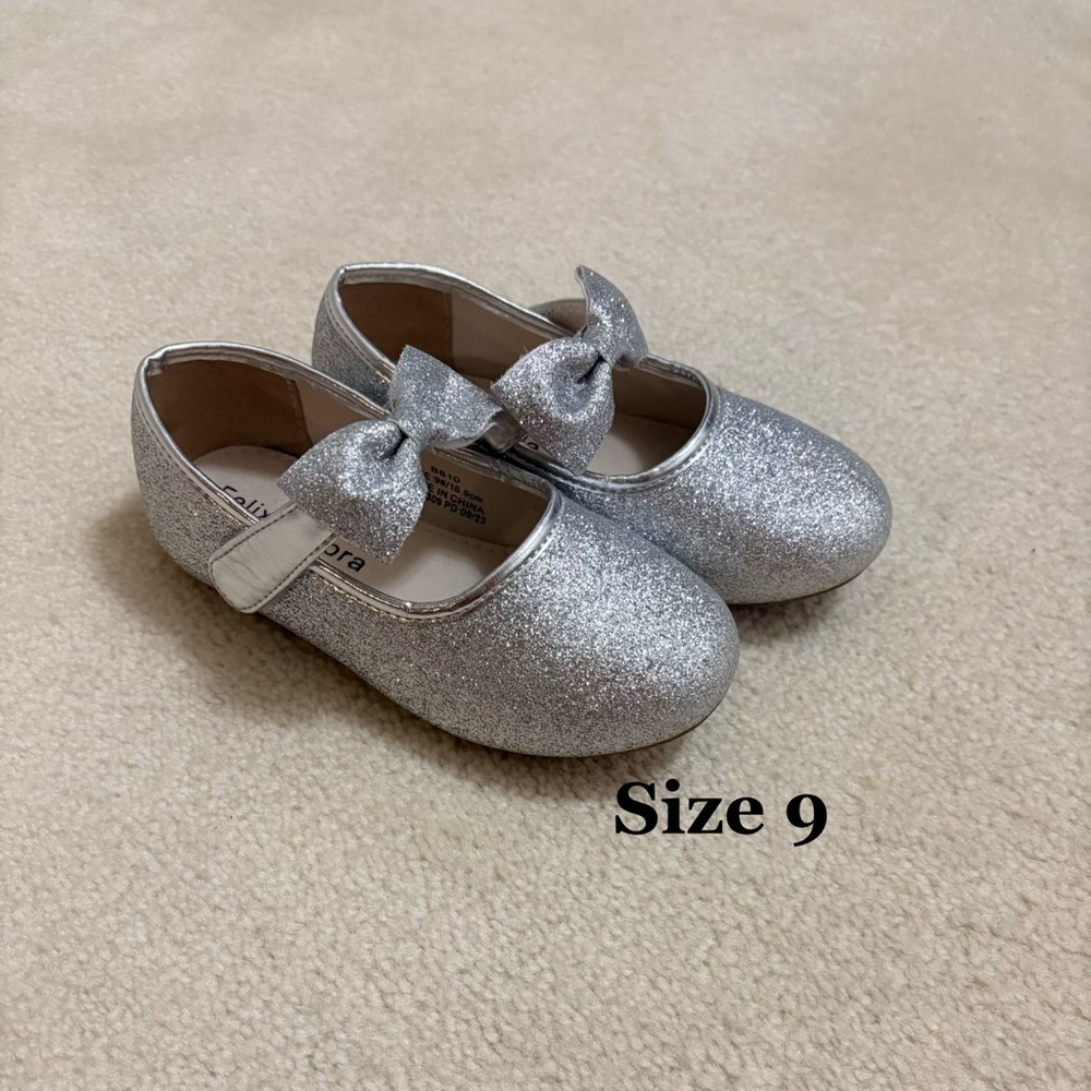 Silver Glitter Dress Shoes - Size 9